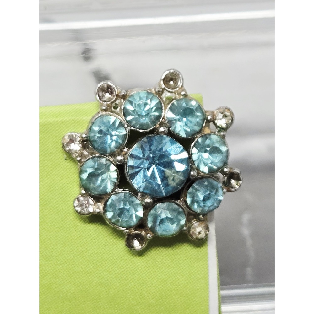 Vintage Cluster Rhinestone Clip On Earrings Aqau Blue Beautiful! 1950's Glamour - Picture 7 of 8